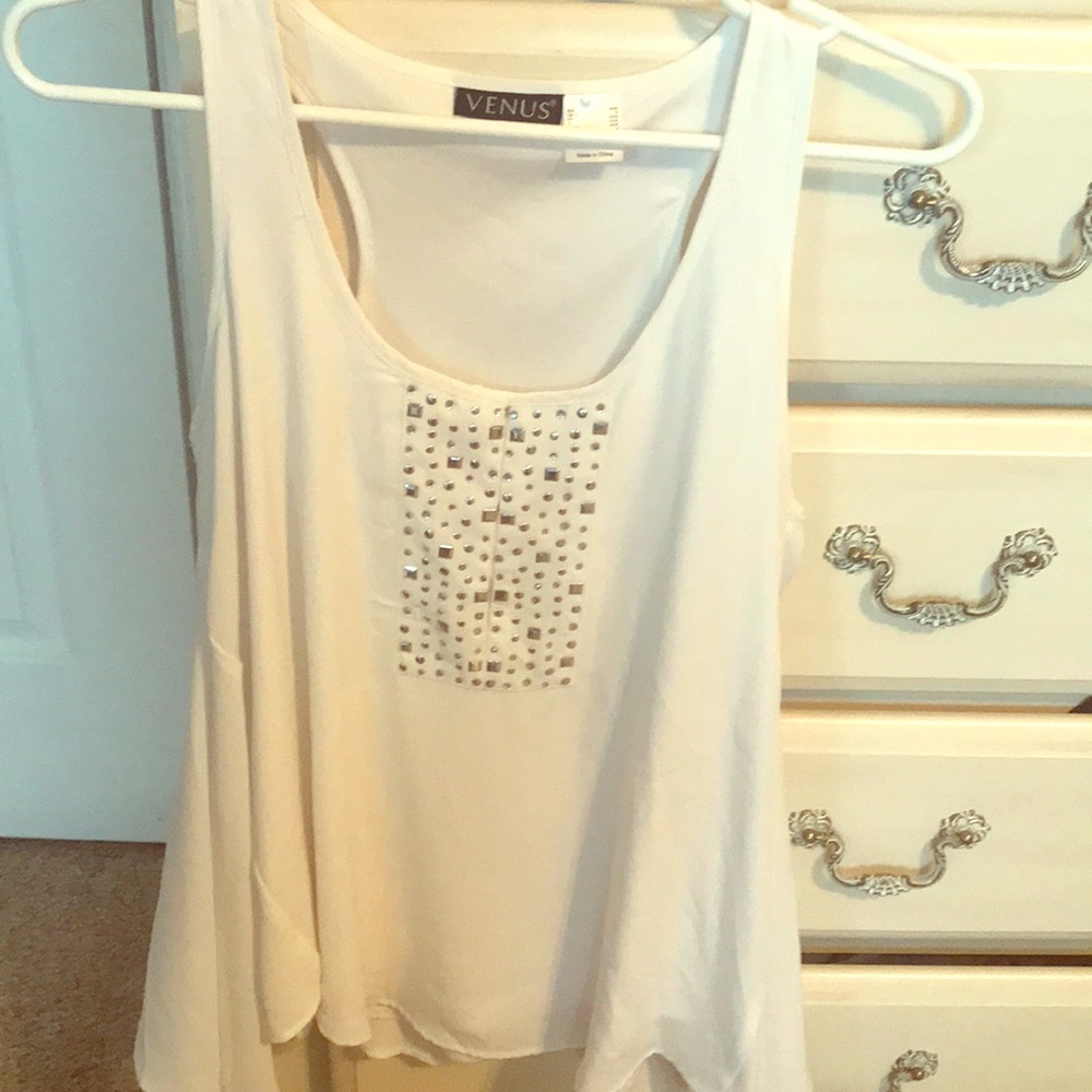 white detailed top